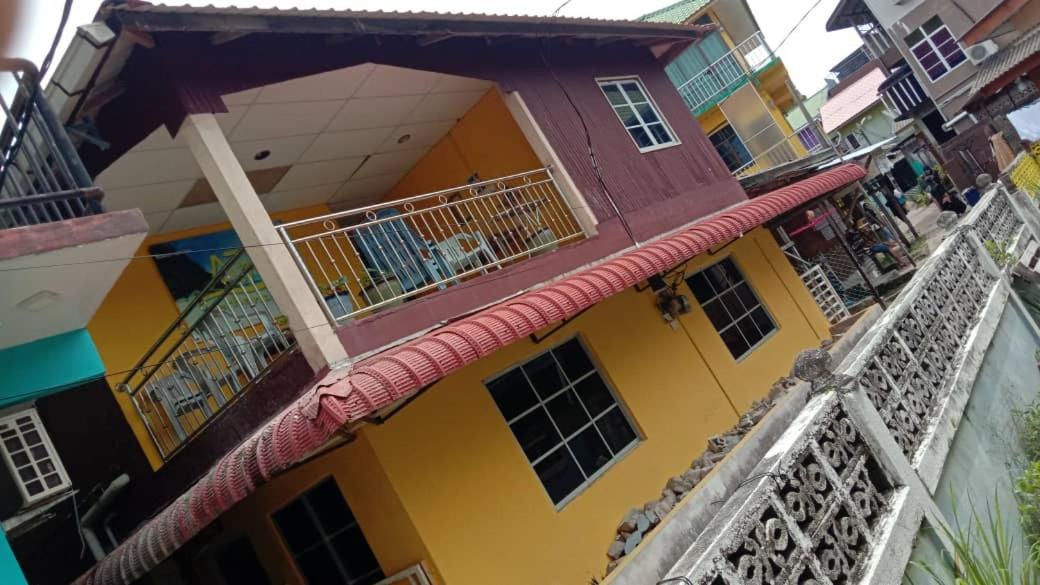Albergue Ayah Perhentian Kampong Pasir Hantu Exterior foto